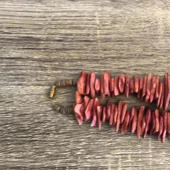 Wood  Necklace - Picture 4 of 5
